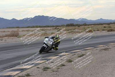 media/Sep-21-2025-Race Pace (Sun) [[98bf33ef95]]/Non Verified/3-Turn 15 Inside (9am)/